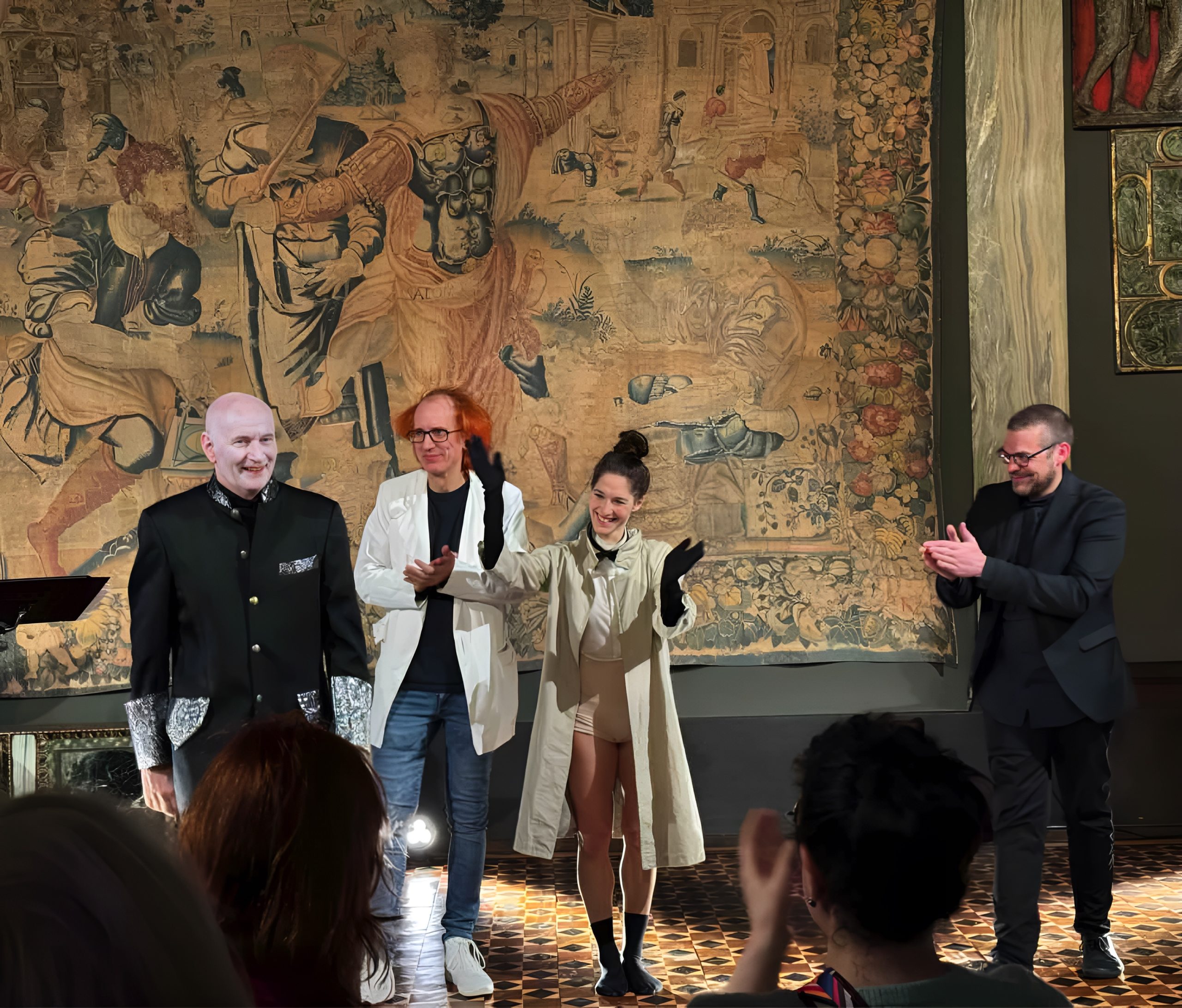 KAFKA APHORISMEN FÜR TANZ UND MUSIK Arno Raunig